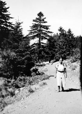 Αγλαΐα Ζάννου. Εκδρομή στο Χελμό 1