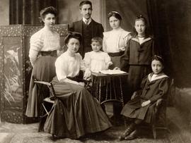 Lucie Ζάννου, Μίλτος Ζάννος, Ελμίνα Ζάννου, Λιλή Ζάννου, Edith Ζάννου, Αγλαΐα Ζάννου, Blanche Ζάν...