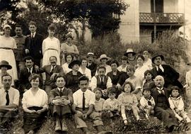 Αλεξάνδρα Ζάννου, Δημήτρης Ζάννος, Κλεάνθης Ζάννος, ..., ...,  Ντόρα Κετσέα, Αριστείδης Μαυρίδης,...