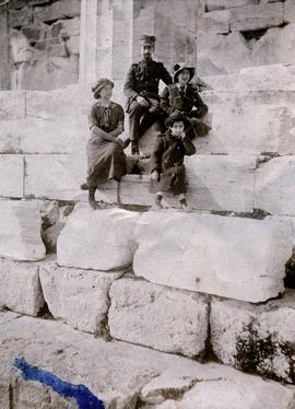 Ελμίνα Ζάννου, Μίλτος Ζάννος, Blanche Ζάννου, Αγλαΐα Ζάννου 1