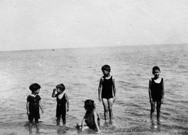 Γιολάντα Αγαλλίδη, Γιάννης Παντελάκης, Έλλη Αγαλλίδη, Παύλος Μυλωνάς, Κώστας Μυλωνάς 1